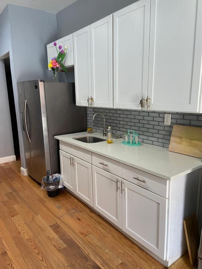 A Spacious Room In Queens Nova York Exterior foto